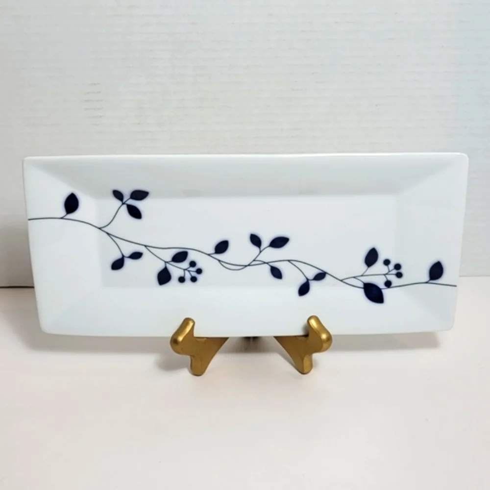 Crate and Barrel Blue Hana Flower Leaf and Vine White Rectangular Serving Plate